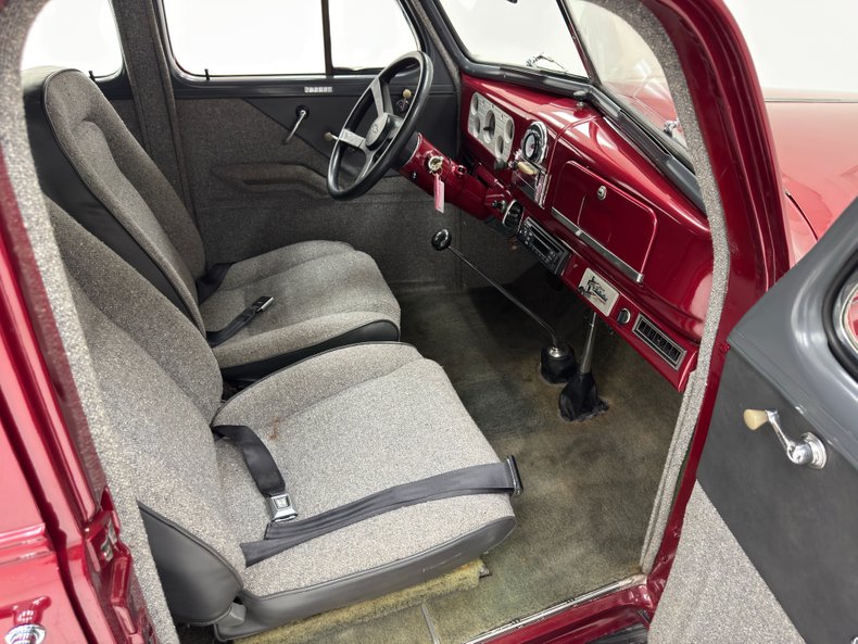 Chevrolet-Master-deluxe-1938-Ruby-Red-Metallic-Gray-40