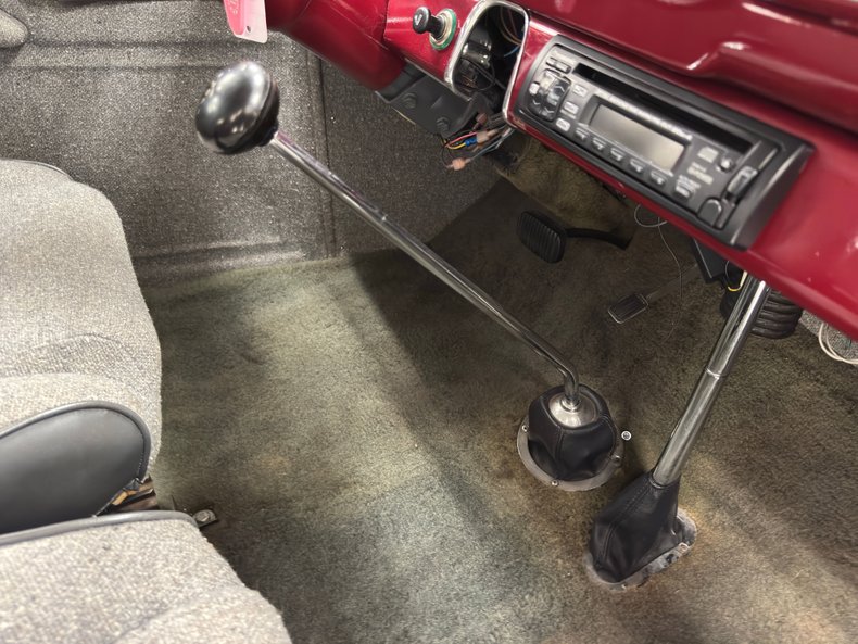 Chevrolet-Master-deluxe-1938-Ruby-Red-Metallic-Gray-48