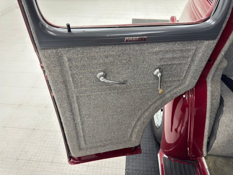 Chevrolet-Master-deluxe-1938-Ruby-Red-Metallic-Gray-6