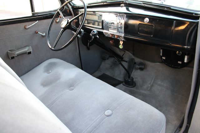 Chevrolet-Master-deluxe-1939-Black-Gray-13