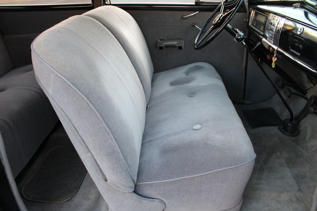 Chevrolet-Master-deluxe-1939-Black-Gray-14