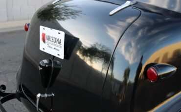 Chevrolet-Master-deluxe-1939-Black-Gray-2