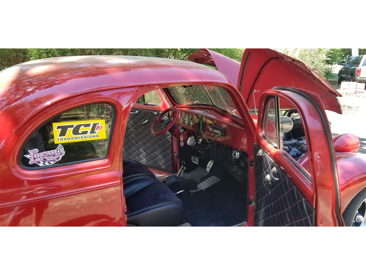 Chevrolet-Master-deluxe-1939-Red-Black-5