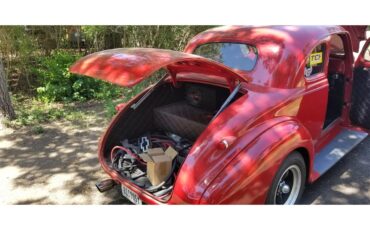 Chevrolet-Master-deluxe-1939-Red-Black-6