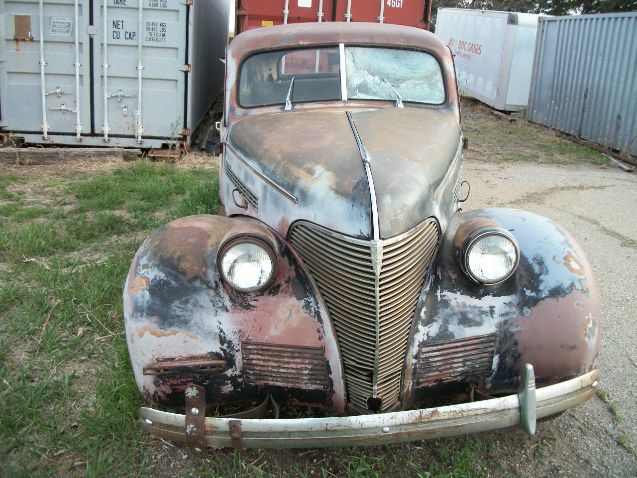 Chevrolet-Master-deluxe-1939-black-tan-11