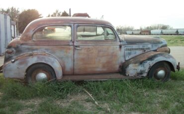Chevrolet-Master-deluxe-1939-black-tan-9