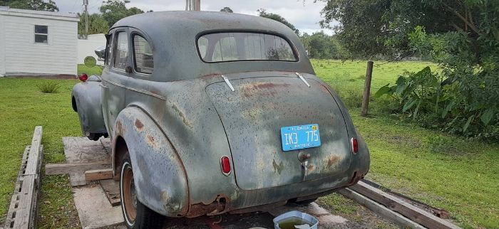 Chevrolet-Master-deluxe-1940-Green-12