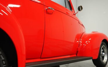 Chevrolet-Master-deluxe-1940-Race-Red-Cream-14