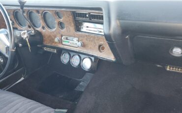 Chevrolet-Monte-Carlo-1970-2-Door-17