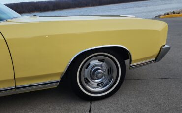 Chevrolet-Monte-Carlo-1970-2-Door-3
