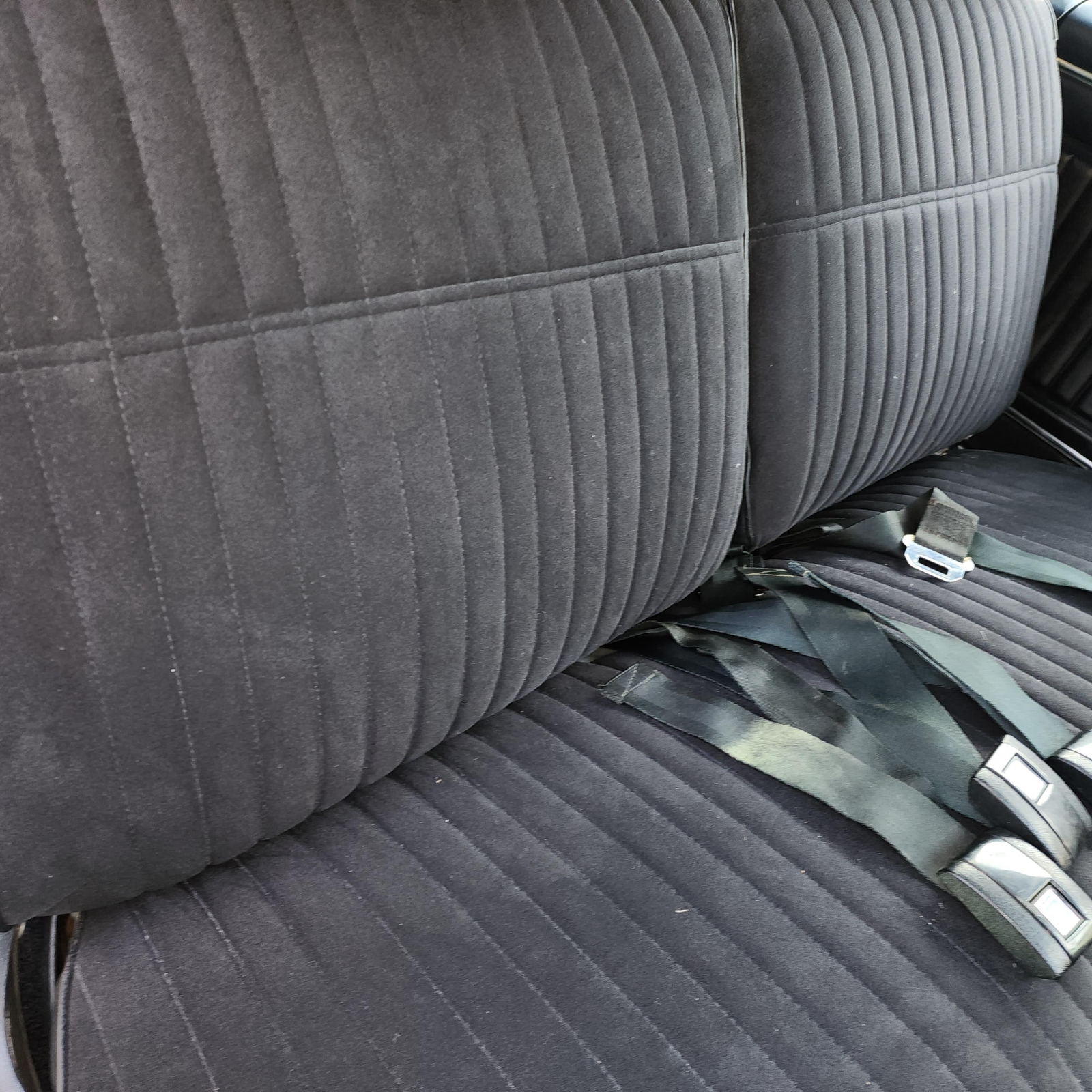 Chevrolet-Monte-Carlo-1970-2-Door-30