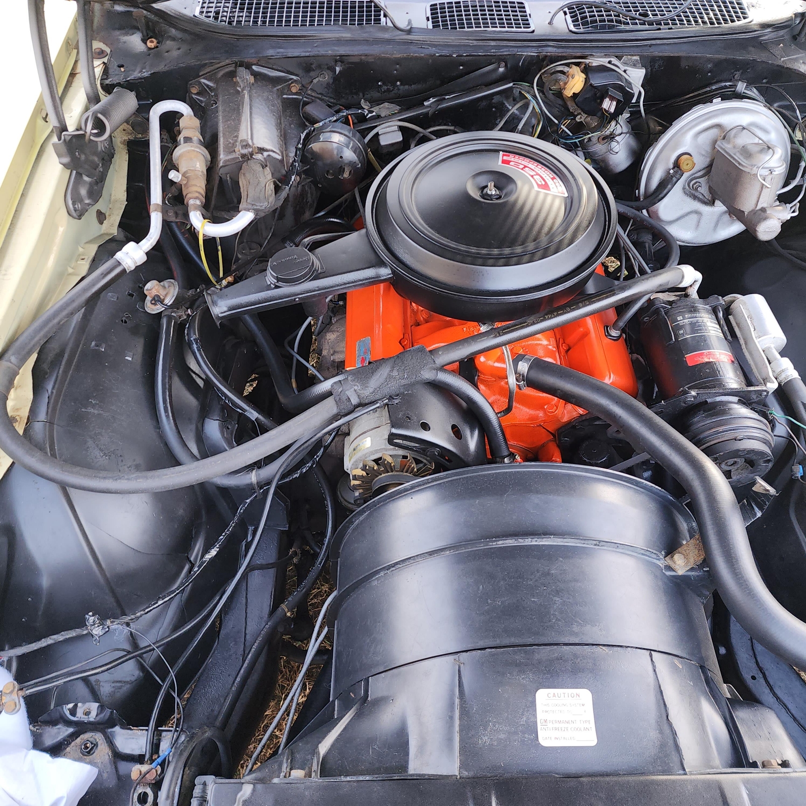 Chevrolet-Monte-Carlo-1970-2-Door-31