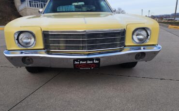Chevrolet-Monte-Carlo-1970-2-Door-5