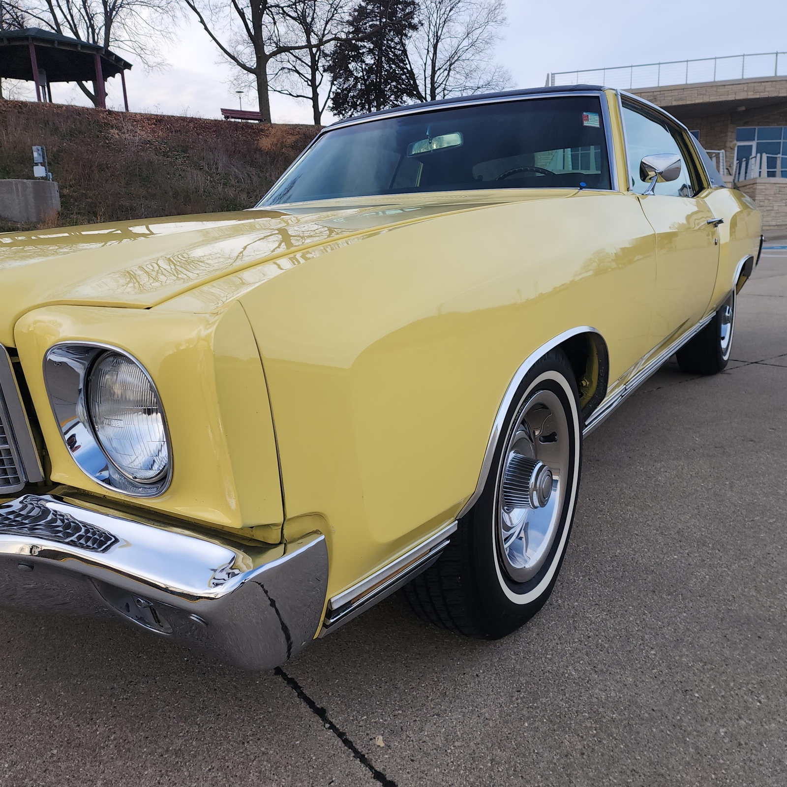 Chevrolet-Monte-Carlo-1970-2-Door-6