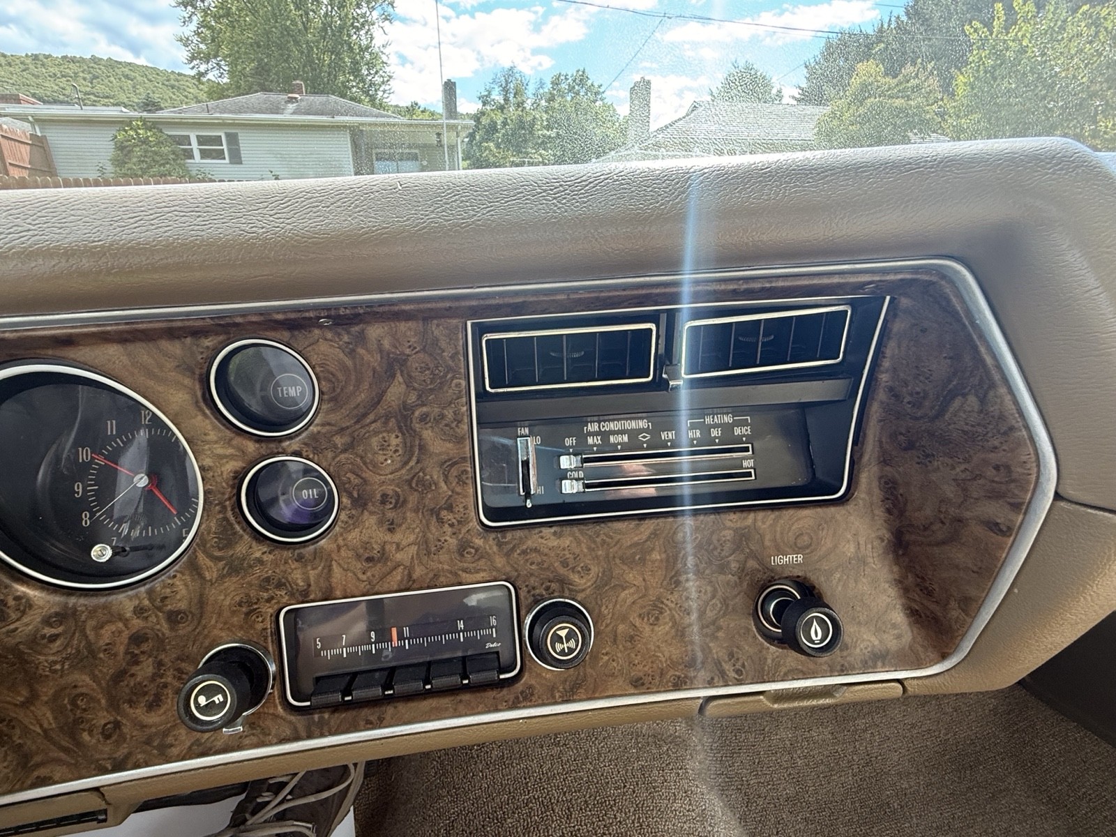 Chevrolet-Monte-Carlo-1971-23