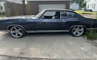 Chevrolet-Monte-Carlo-1971