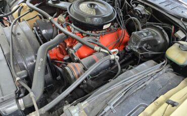 Chevrolet-Monte-Carlo-1974-Coupe-10