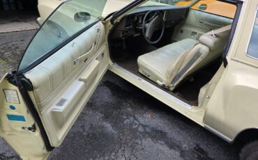 Chevrolet-Monte-Carlo-1974-Coupe-11