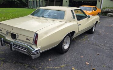 Chevrolet-Monte-Carlo-1974-Coupe-6