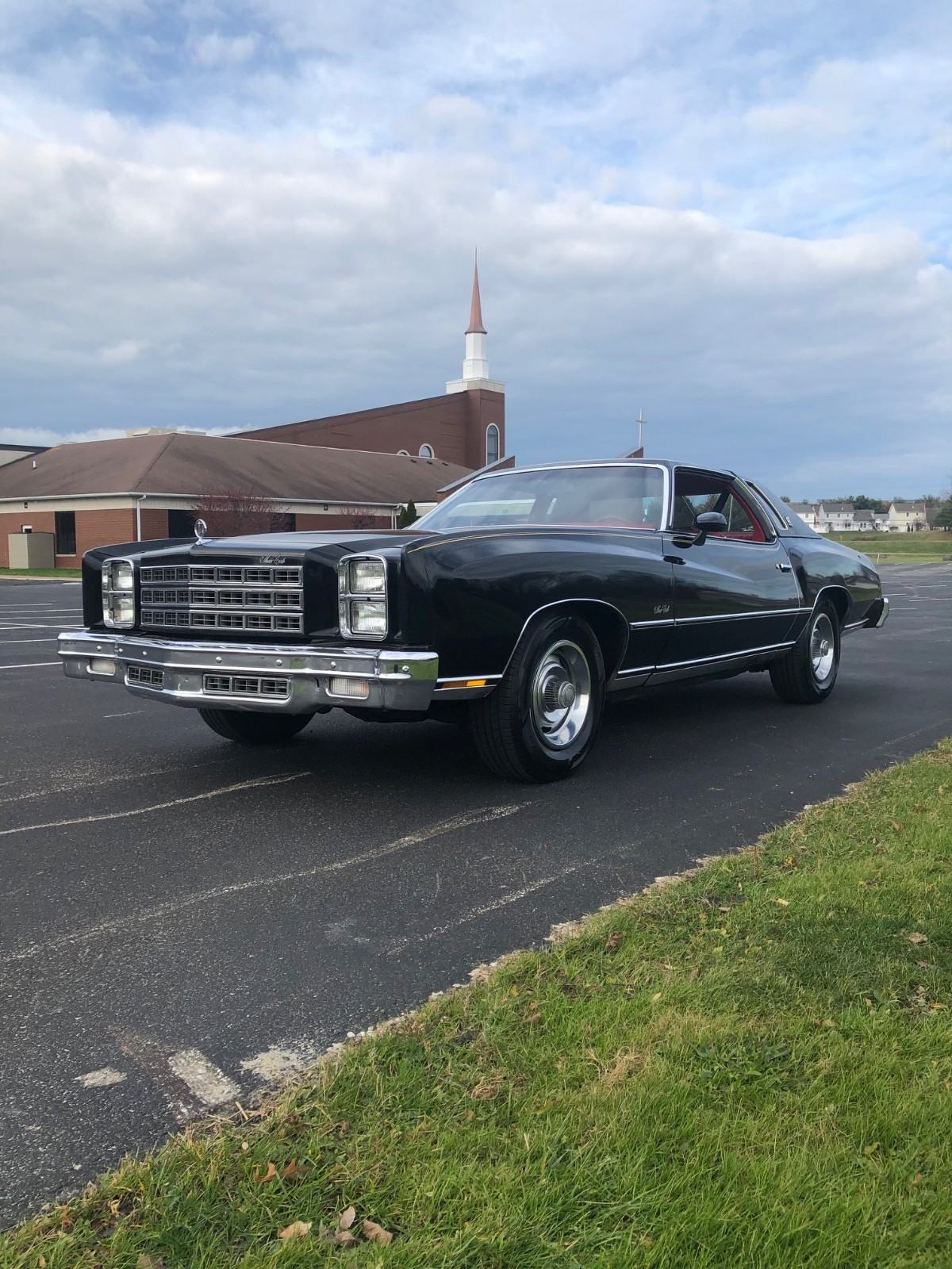 Chevrolet-Monte-Carlo-1977-Coupe-1