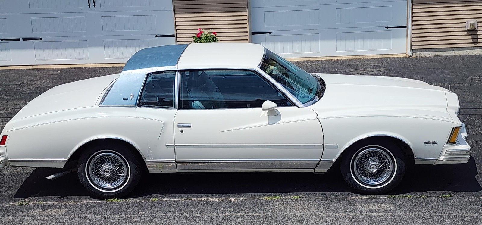 Chevrolet-Monte-Carlo-1978-2-dr-11