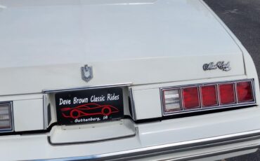 Chevrolet-Monte-Carlo-1978-2-dr-19