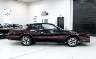 Chevrolet-Monte-Carlo-1985-Coupe-10