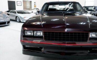 Chevrolet-Monte-Carlo-1985-Coupe-15