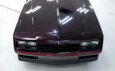 Chevrolet-Monte-Carlo-1985-Coupe-19