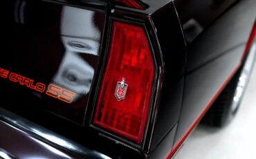 Chevrolet-Monte-Carlo-1985-Coupe-28