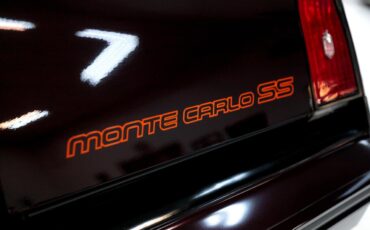 Chevrolet-Monte-Carlo-1985-Coupe-36