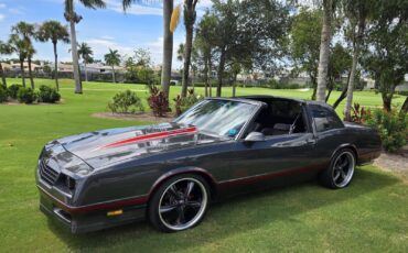 Chevrolet-Monte-Carlo-1987