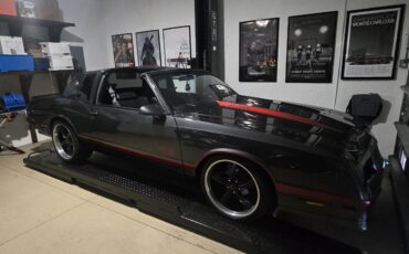 Chevrolet-Monte-Carlo-1987-4