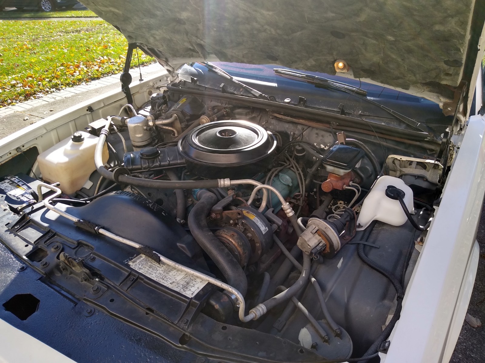 Chevrolet-Monte-Carlo-1988-Coupe-1