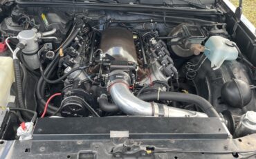 Chevrolet-Monte-Carlo-1988-Coupe-13