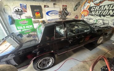 Chevrolet-Monte-Carlo-1988-Coupe-7