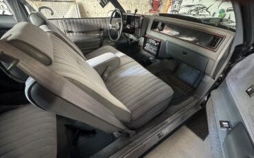 Chevrolet-Monte-Carlo-1988-Coupe-8