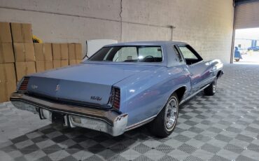 Chevrolet-Monte-Carlo-Coupe-1973-2