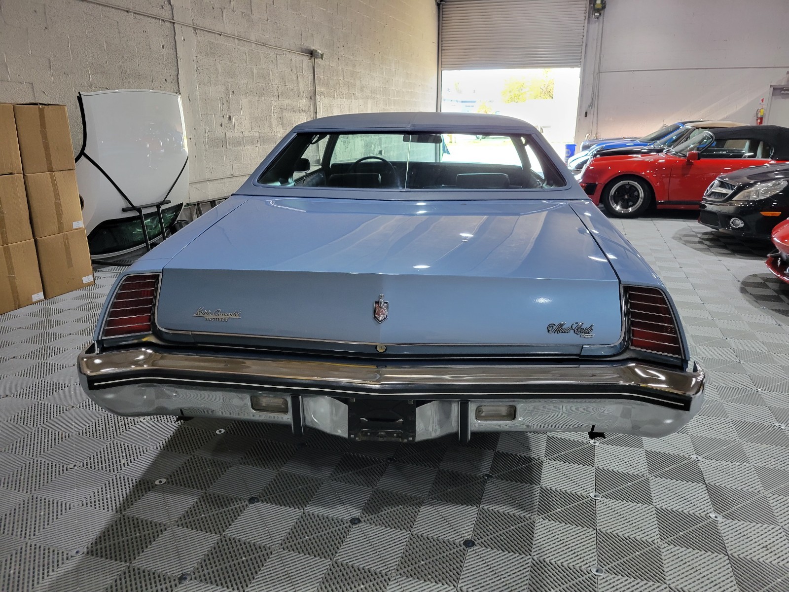 Chevrolet-Monte-Carlo-Coupe-1973-4