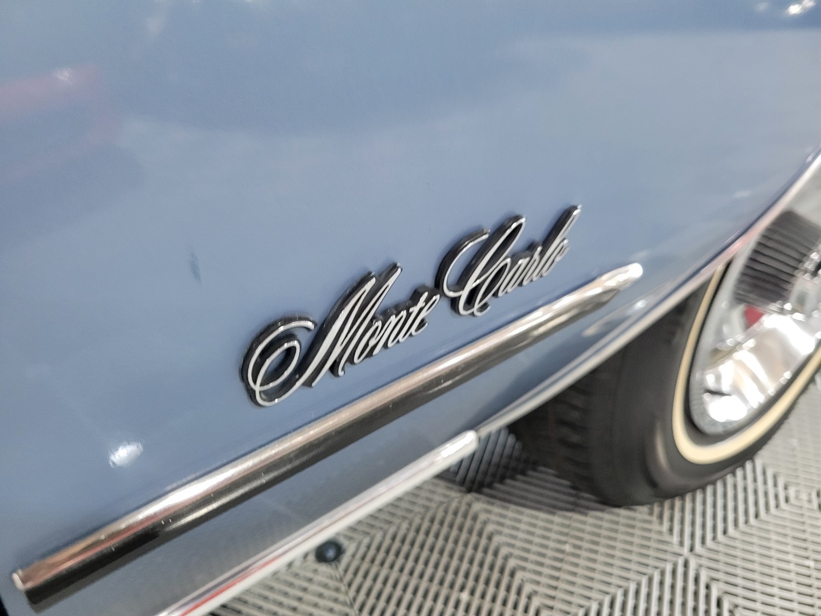 Chevrolet-Monte-Carlo-Coupe-1973-7
