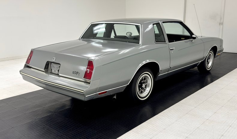 Chevrolet-Monte-carlo-1983-Pebble-Gray-Metallic-Gray-11