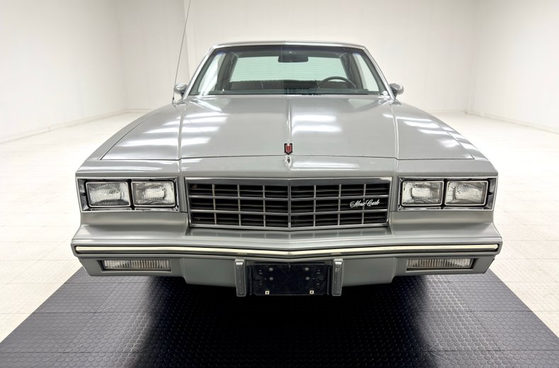 Chevrolet-Monte-carlo-1983-Pebble-Gray-Metallic-Gray-15