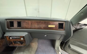 Chevrolet-Monte-carlo-1983-Pebble-Gray-Metallic-Gray-3