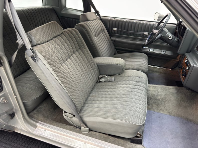 Chevrolet-Monte-carlo-1983-Pebble-Gray-Metallic-Gray-32