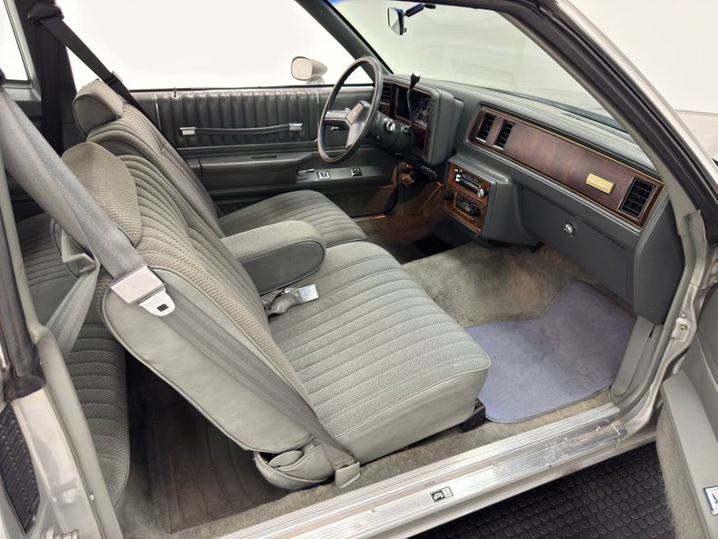 Chevrolet-Monte-carlo-1983-Pebble-Gray-Metallic-Gray-33