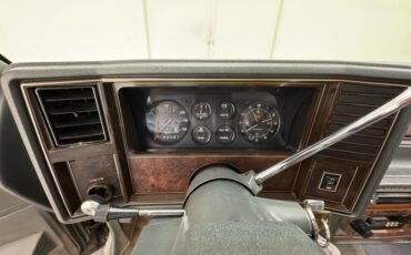 Chevrolet-Monte-carlo-1983-Pebble-Gray-Metallic-Gray-36