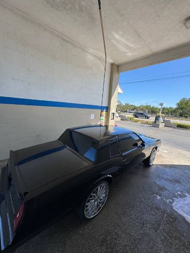 Chevrolet-Monte-carlo-1985-Black-3