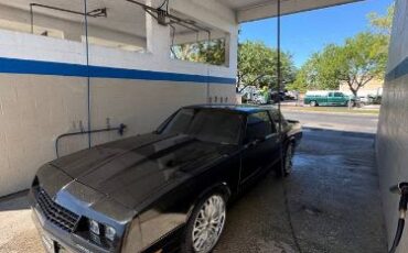 Chevrolet-Monte-carlo-1985-Black
