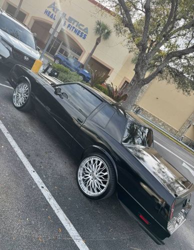 Chevrolet-Monte-carlo-1985-Black-8