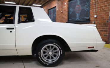 Chevrolet-Monte-carlo-1986-White-Burgundy-22